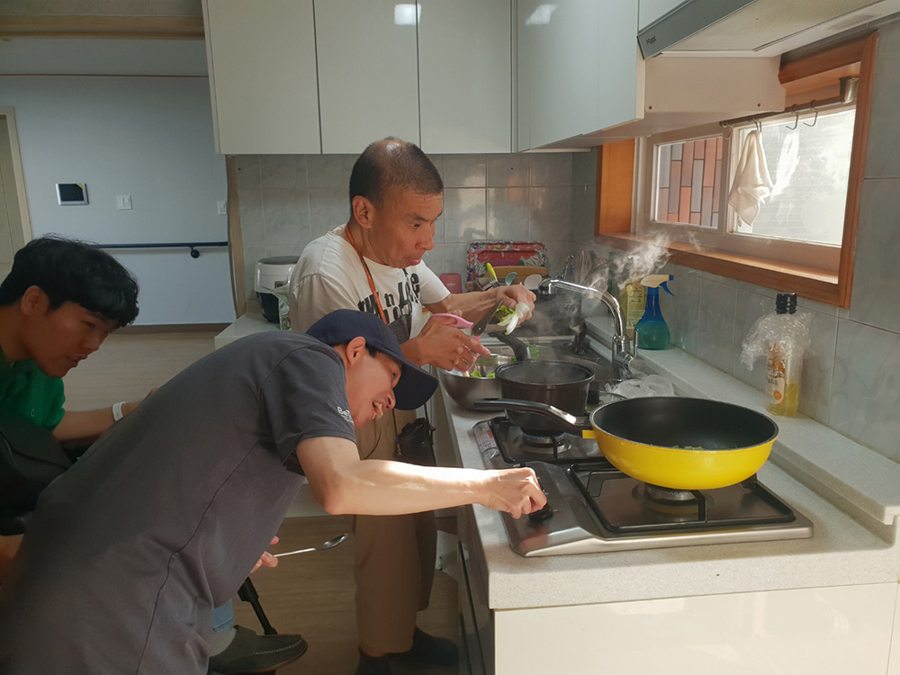 자립생활체험홈 운영